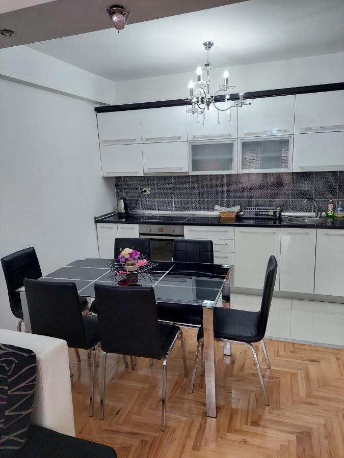 Exclusive Apartments With Lake View 奥赫里德 外观 照片