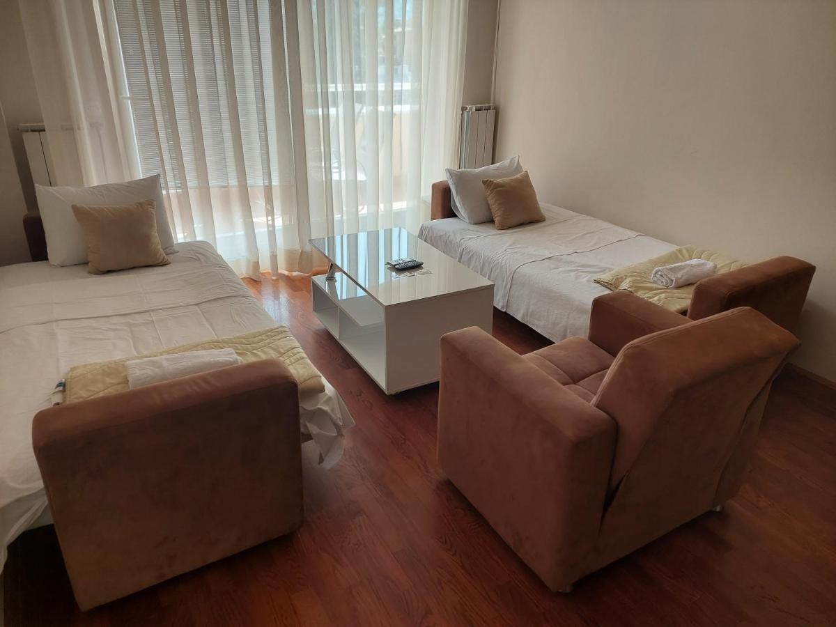 Exclusive Apartments With Lake View 奥赫里德 外观 照片