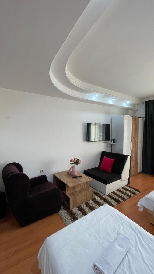 Exclusive Apartments With Lake View 奥赫里德 外观 照片