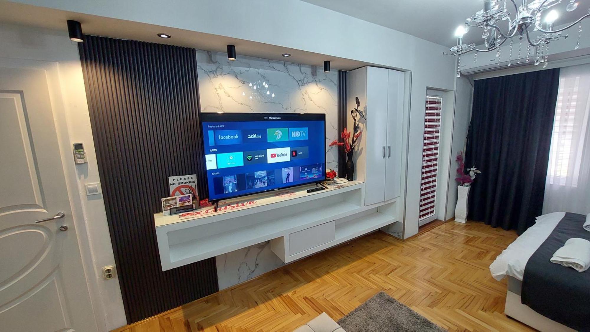 Exclusive Apartments With Lake View 奥赫里德 外观 照片