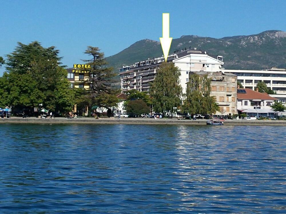 Exclusive Apartments With Lake View 奥赫里德 外观 照片
