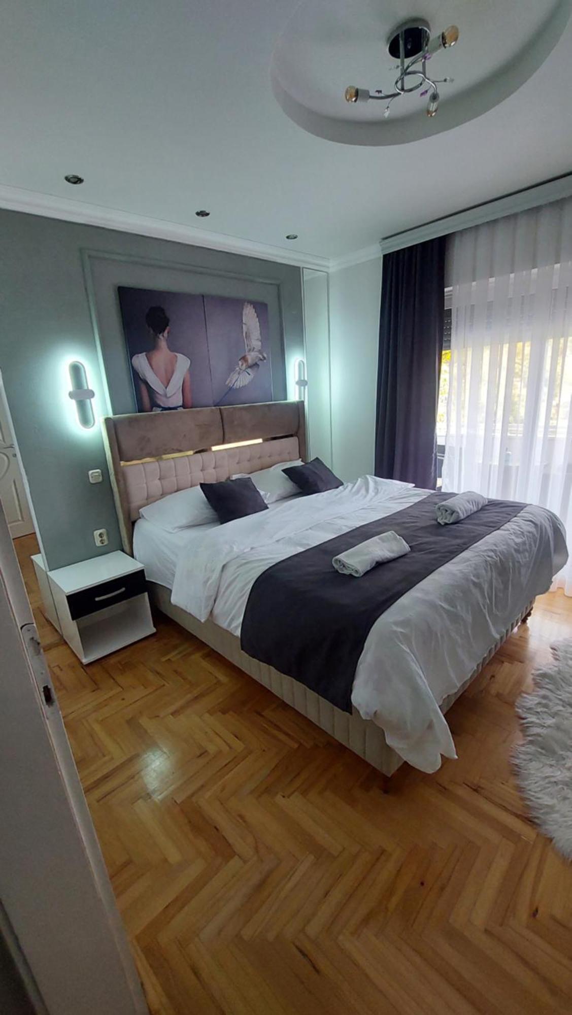 Exclusive Apartments With Lake View 奥赫里德 外观 照片